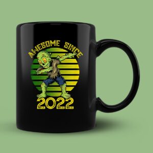 Halloween Dabbing Zombie Awesome Since 2022 Mug